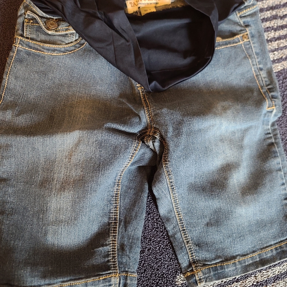 Maternity Bermuda shorts